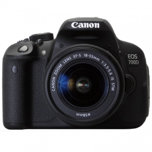 Canon EOS 700D Kit 18-55 IS 